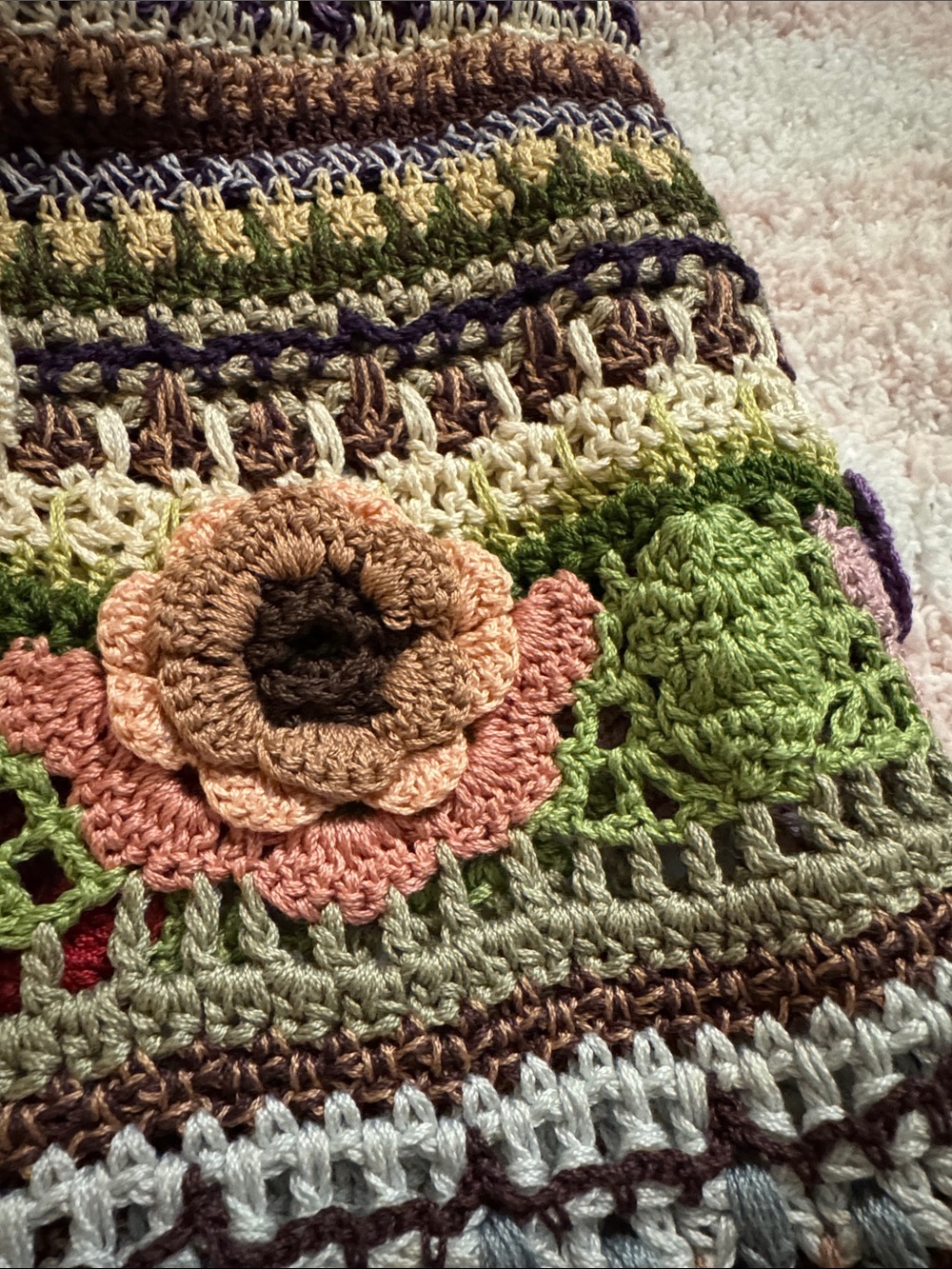 By and the duck Handmade Crochet Floral Mini Skirt - Multicolor w/ florals - Picture 4 of 8